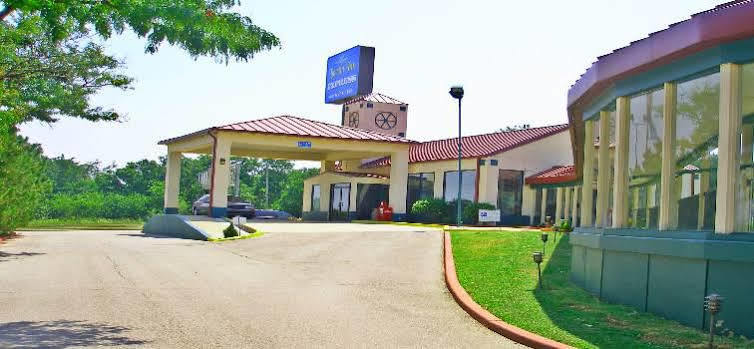 Lincoln Inn Express Hotel And Suites أوكلاهوما سيتي المظهر الخارجي الصورة